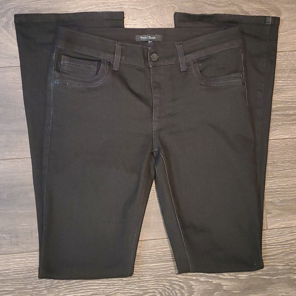 ❤WHITE HOUSE BLACK MARKET SKINNY FLARE JEANS, 8